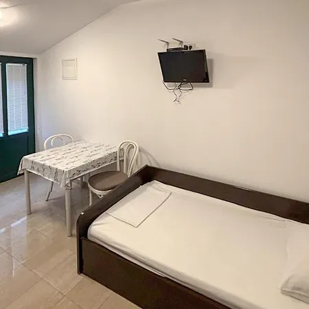 Stunning In With House Sea View *